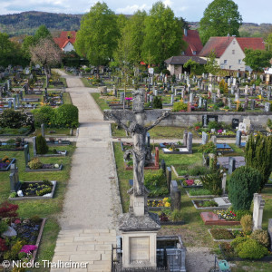 Friedhofsperspektive